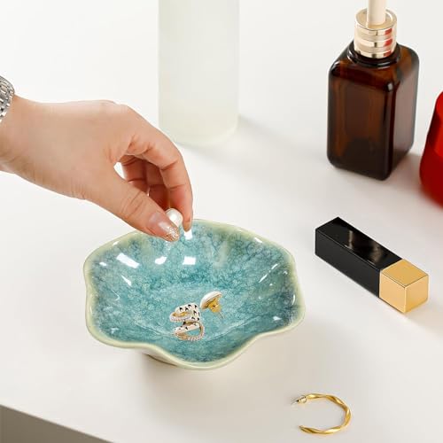 Ceramic Jewelry Dish,Leaf Jewelry Tray Key Tray,Jewelry Holder,Small Ring Dish Holder Jewelry Plate Trinket Dish Catchall Tray Nightstand Decor For Entryway Table Green Room Decor(Crystal Green) - color: Crystal green, size: 4.3 inches
