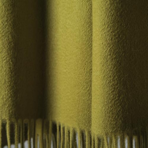 CUDDLE DREAMS Premium Cashmere Throw Blanket with Fringe (Bamboo Green) - color: Bamboo Green