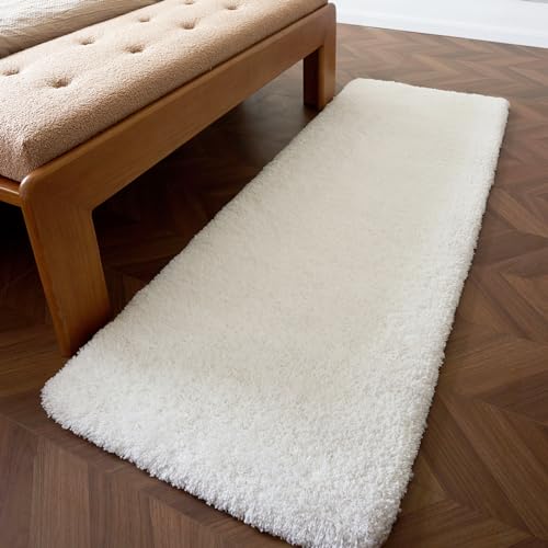 Disolla White Bathroom Runner Rug 24x70, Soft Plush Extra Large Bath Mat - color: White, size: 2' x 5'10" (24''x70'' Bathroom Rug)