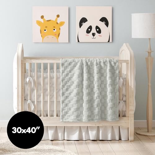 Americanflat 30x40 Jacquard Kids Throw Blanket - Soft and Breathable Mini Fleece Throw Blanket for Couch, Bed, Chair - Fleece Blankets Perfect for Home, Bedroom, or Outdoor - Checkered in Light Gray - color: Light Gray, size: 30x40, style: Checkered