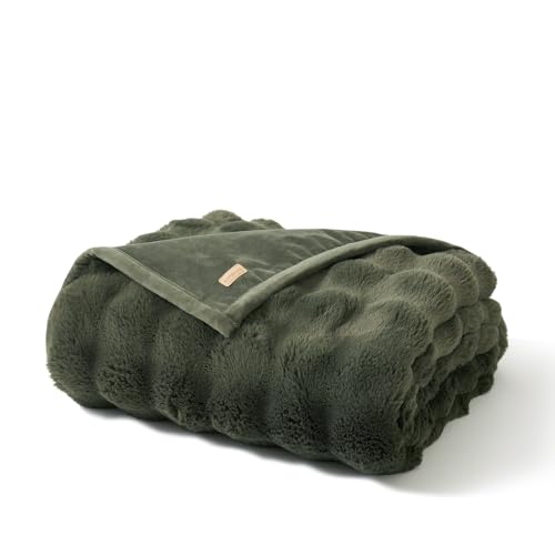 EverGrace Faux Rabbit Fur Bubble Throw Blanket, 50"x60", Green - color: Solid Green, size: 50"x60"