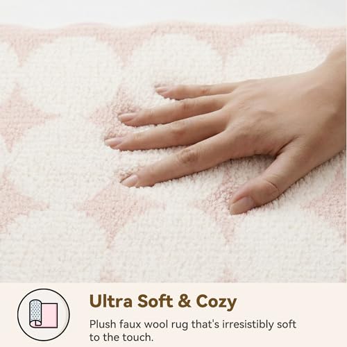 GRANNY SAYS Waved Pink Bathroom Rug, 16" x 24", Cute Scalloped Bath Mat - color: Pink-cute Waved, size: 1'4" x 2' (24" x 16")