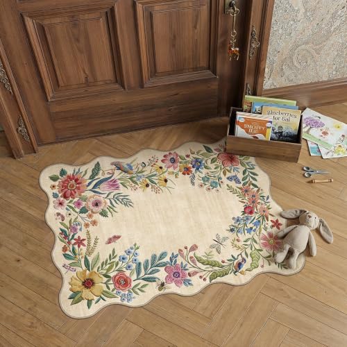 2x3 Floral Beige Scalloped Area Rug - color: Scalloped | Beige, size: 2' x 3' (Rectangular)