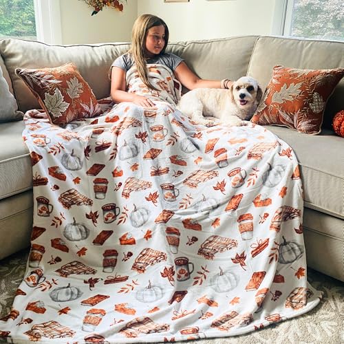 Fall Soft Fleece Throw Blanket, Pumpkin Spice Design, 50x70, Oversized - color: White Brown Tan