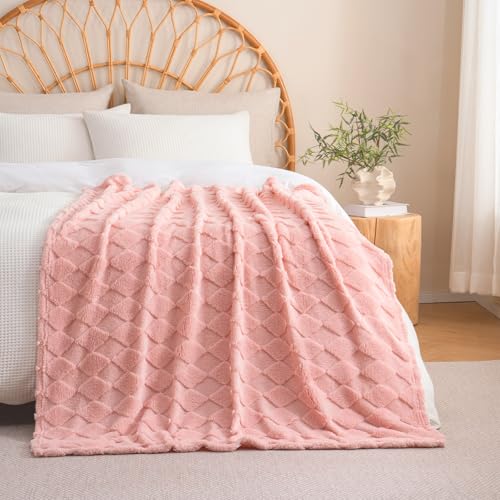 Pink Fleece Throw Blanket for Couch Sofa 50”x60” with Diamond Checkered - color: Pink, size: Throw(50"x60")