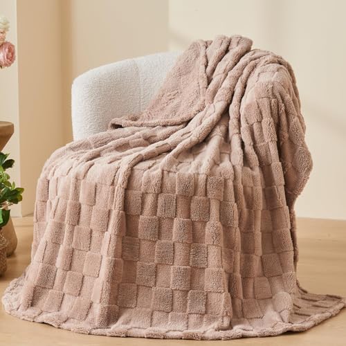 NEWCOSPLAY 3D Checkered Flannel Queen Blanket, Taupe Checkered, 90"x90" - color: Taupe Checkered, size: Queen(90"x90")