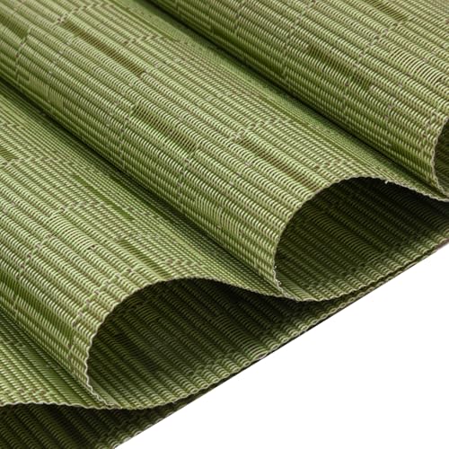 SHACOS Small Round Table Placemats Set of 5 Woven Vinyl Wedge Placemats with Centerpiece Round Table Mats Heat Resistant Wipe Clean (5, Green) - color: Green