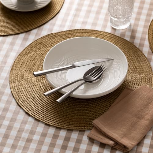 Baroyal Round Placemats Set of 8 Plastic Woven Placemats Washable Wipeable Table Mats for Dining Table Heat Resistant Non-Slip Circle Place Mats (Tan) - color: Tan