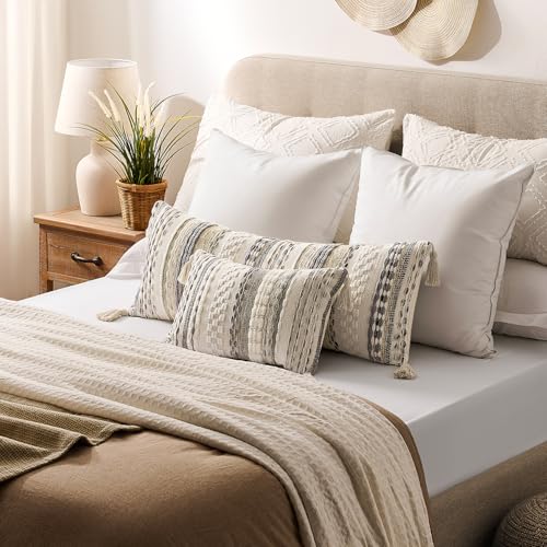 Kevin Textile Boho Tufted 14x20 Inch Lumbar Pillow Cover 1 Pack, Beige - color: Beige, size: 20" x 14" (Pack of 1)