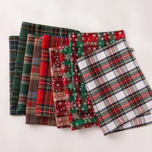 AQOTHES Christmas Plaid Placemats Set of 4 Big Snowflake 12x18 Table Decor - color: Green Big Plaid Snowflake