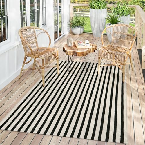 LEEVAN 4'X6' Black and White Striped Woven Cotton Reversible Outdoor Rug - color: Black and White, size: 4' x 6'