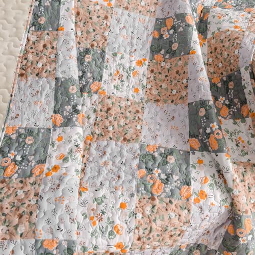 Exclusivo Mezcla Reversible Boho Quilted Throw Blanket, 50"x 60" - color: Patchwork Camel, size: 50 x 60 inch