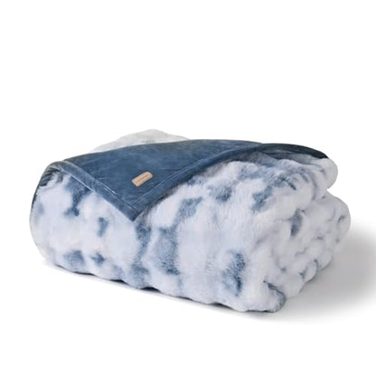 EverGrace Faux Rabbit Fur Bubble Throw Blanket, 60"x80", Cloud Blue - color: Marble Cloud Blue, size: 60"x80"