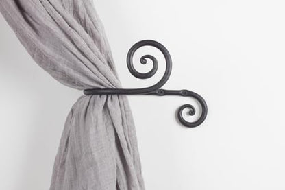 RTZEN Decorative Metal Curtain Tiebacks - Farmhouse Wrought Iron Curtain Holdbacks - Drapery Holders for Wall - Unique Metal Tie Backs for Curtains - 2 Pcs (Black Swirly) (Pack of 2) - size: Large (Pack of 2), style: Swirly
