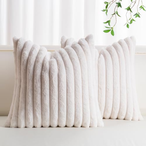 Pack of 2 Faux Fur Christmas Throw Pillow Covers 16x16 Inch, Cream White - color: Cream White, size: 16" x 16" (Pack of 2)