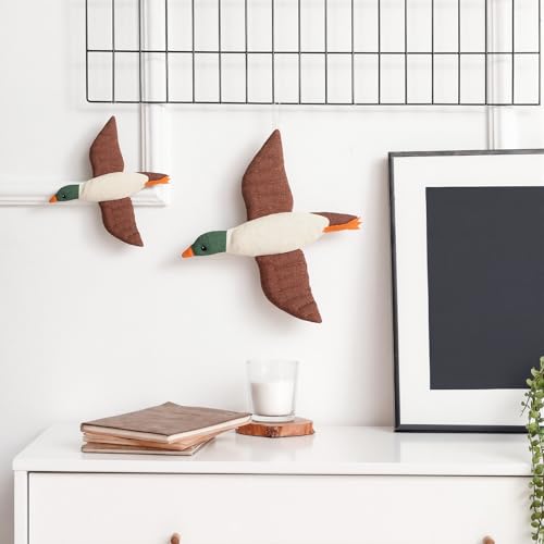 Hungdao 2 Pcs Mallard Duck Nursery Wall Decor Felt Duck Wall Art Rustic Flying Birds Hanging Decor for Nursery Bedroom Living Room