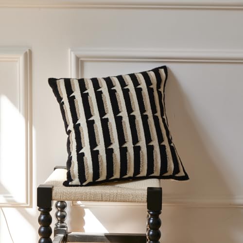 Black Cream Modern Strip Tufted Throw Pillow Covers，Neutral Textured Minimalism Chunky Pillowcases,Bohemian Mid Century Geometric Sham for Couch,1PC,18x18 Inch