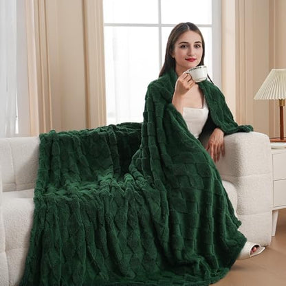 Green Fleece Throw Blanket for Couch Sofa 60”x80” with Diamond Checkered - color: Green, size: Twin(60"x80")
