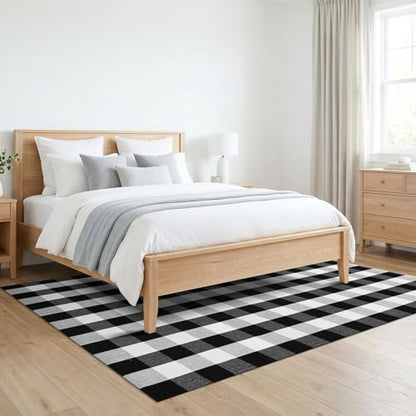 KILOCOCO Buffalo Plaid Checkered Rug 5x7 ft Black White Living Room Rug - color: Black and White, size: 5' x 7' (Rectangular)