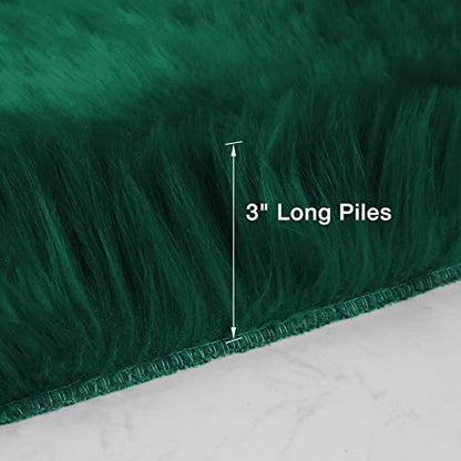 Emerald Green Faux Fur Sheepskin Round Rug 4x4 ft, Fluffy Shag Circle Rug - color: Emerald Green, size: 4' x 4' (Round)