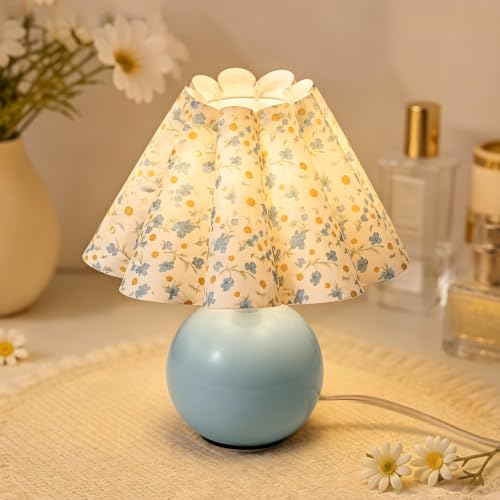 Blue Ceramic Small Table Lamp for Small Space, Cute Bedside Lamps Nightstand Mini Lamps, Scalloped Shade Lamp for Kitchen Counter, Bookshelf, Kids Dorm - color: Blue