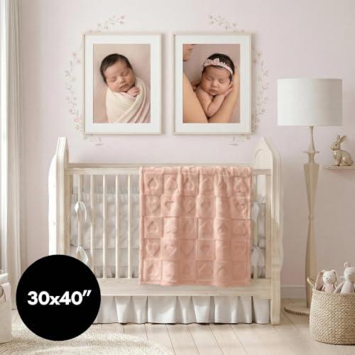 Americanflat 30x40 Jacquard Kids Throw Blanket - Soft and Breathable Mini Fleece Throw Blanket for Couch, Bed, Chair - Fleece Blankets Perfect for Home, Bedroom, or Outdoor Use - Heart Design in Pink - color: Pink, size: 30x40, style: Heart