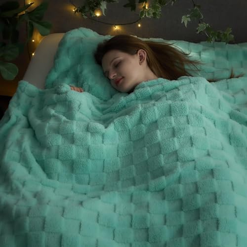 NEWCOSPLAY 3D Checkered Flannel King Blanket, Aqua Checkered, 90"x110" - color: Aqua Checkered, size: King(90"x110")