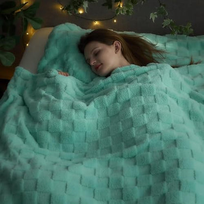 NEWCOSPLAY 3D Checkered Flannel King Blanket, Aqua Checkered, 90"x110" - color: Aqua Checkered, size: King(90"x110")