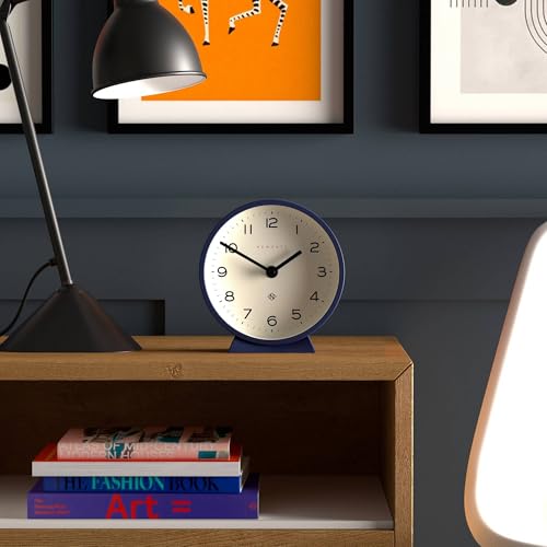 NEWGATE® M Mantel 에코 책상 시계 | 모던 라운드 디자인 | 네이비 블루 - color: 미드나잇 블루