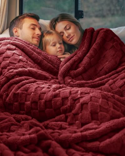 Utopia Bedding Plush Checkered Fleece Blanket Burgundy Queen, 90x90 Inch - color: Burgundy, size: Queen