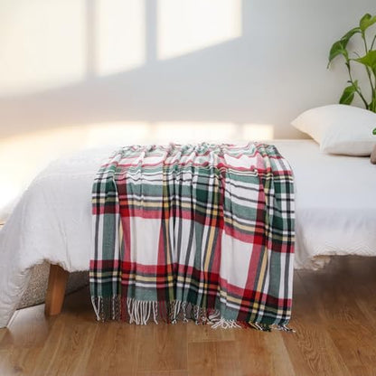 Plaid Throw Blanket for Couch Bed, Christmas Green Blanket Throw 50"x60" - color: Red Green Plaid