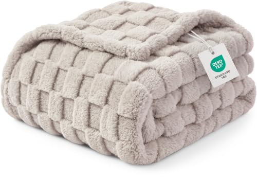 Utopia Bedding Plush Checkered Fleece Blanket Linen King, 90x102 Inches - color: Linen, size: King