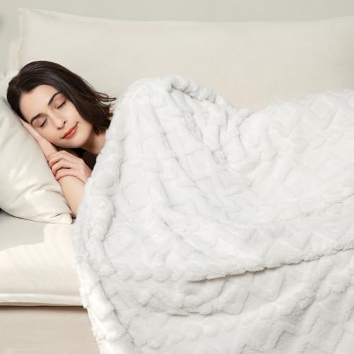 Aganear Fleece Throw Blanket for Bed Couch 90"x108" White - color: White, size: King(108×90in)