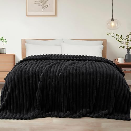 Exclusivo Mezcla Striped California King Size Fleece Blanket for Bed - color: Black, size: Cal King ( 120x120 IN )