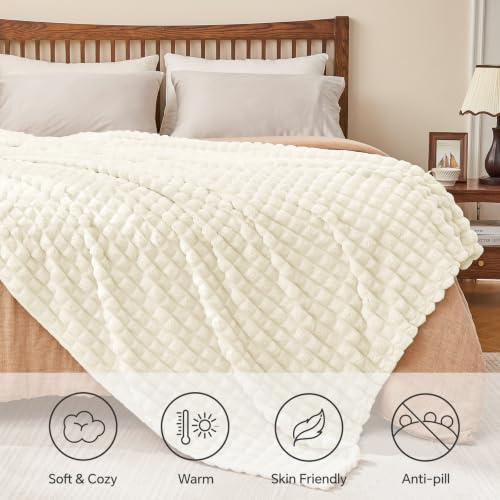 BEDELITE 3D Checked Cream Fleece Throw Blanket for Couch, 50x60 Inches - color: Cream White, size: Throw(50"x60")