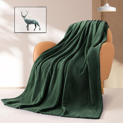 BEAUTEX Fleece Throw Blanket for Couch Sofa Bed Soft Fuzzy Plush - color: Emerald Green, size: Throw