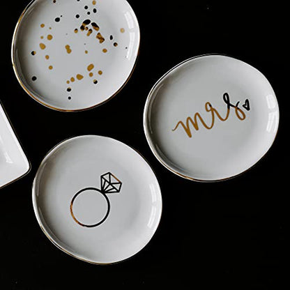 Sweet Water Decor Mr and Mrs Ring Dish - Personalized Wedding & Engagement Gift, Ring or Jewelry Dish Holder - Trinket Tray & Bedroom Decor - Ceramic White - style: Mr. & Mrs.