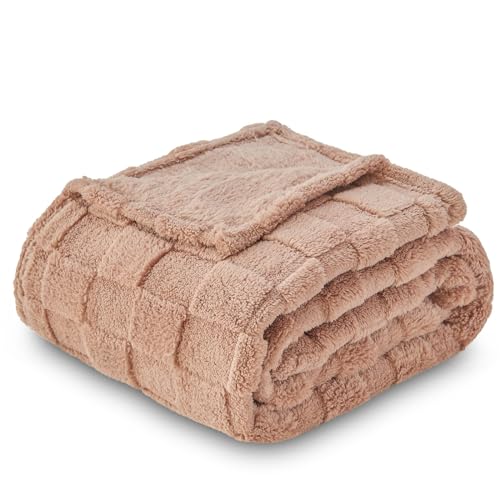 NEWCOSPLAY 3D Checkered Flannel King Blanket, Taupe Checkered, 90"x110" - color: Taupe Checkered, size: King(90"x110")