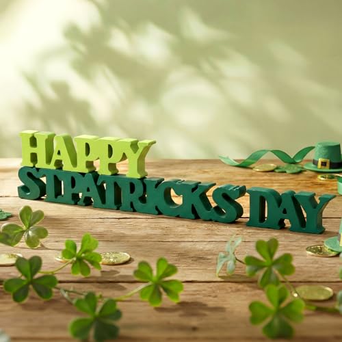 Yalikop St. Patrick's Day Table Decorations Wooden Happy St. Patrick's Day Sign Decorations Blocks Indoor Home Decorative Signage for Tables Office Wall Shelf Desk Shelf Mantel - style: St. Patrick's Day