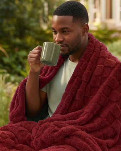 Utopia Bedding Plush Checkered Fleece Blanket Burgundy Twin, 60x80 Inches - color: Burgundy, size: Twin