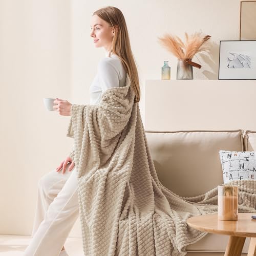 EMME Fleece Blanket Queen Size Luxury Flannel for Couch Bed Sofa Chair, Soft, Plush, Warm and Cozy Blanket with 3D Geometric Grid Design (Beige, 80'' x 90'') - color: 01-grid-beige, size: Queen