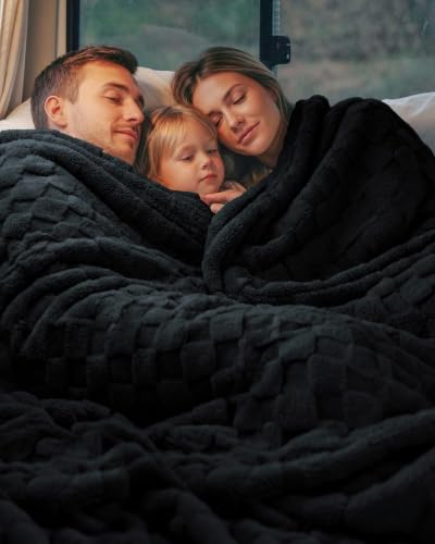 Utopia Bedding Plush Checkered Fleece Blanket Black Queen, 90x90 Inches - color: Black, size: Queen