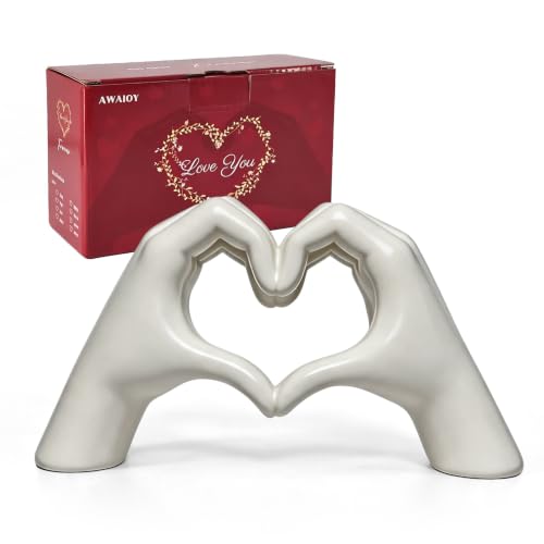 White Heart Hands Sculpture Room Decor, Resin Love Statue for Gift - color: White, size: Medium