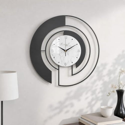 18-Inch Modern Black Metal Wall Clock, Marble Patterned Glass Dial - color: Black