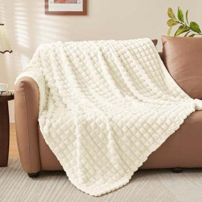 BEDELITE 3D Checked Cream Fleece Throw Blanket for Couch, 50x60 Inches - color: Cream White, size: Throw(50"x60")