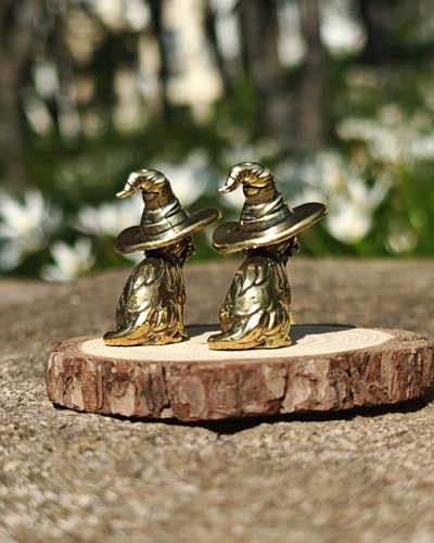 2Pcs Brass Witch Cat Statues, Mini Wizard Hat Figurines for Shelf Desk