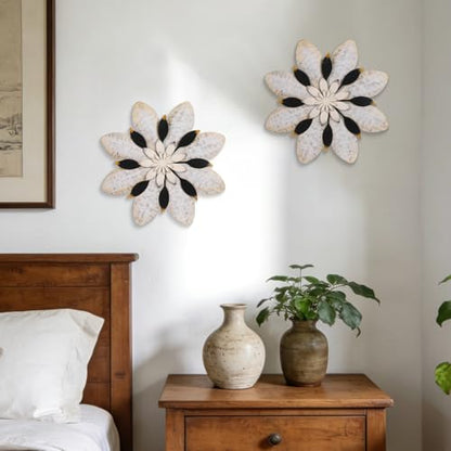Newinhome 2 Pieces Flower Wall Decor Metal Art - color: 2 Pcs gray-white flower