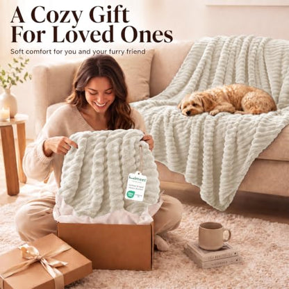 HIMEET Beige Twin Blanket for Bed, 300GSM Ribbed Fleece, 60 x 80 Inches - color: Beige, size: Twin (60" x 80")