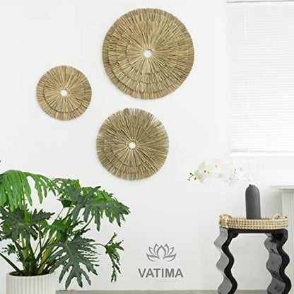 VATIMA Boho Wall Décor – Simple Oversized Wall Basket Décor for Home and Office – Seagrass Wicker Basket Wall Décor Set – 3pcs Flat Baskets – Easy to Hang – Handmade Design – Small/Medium/Large