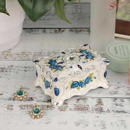 Hipiwe Antique Jewelry Trinket Box Metal Engraved Small Treasure Box - color: Silvery white, size: Small
